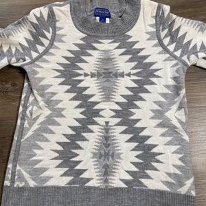 Beautiful Aztec print Pendleton wool sweater.
